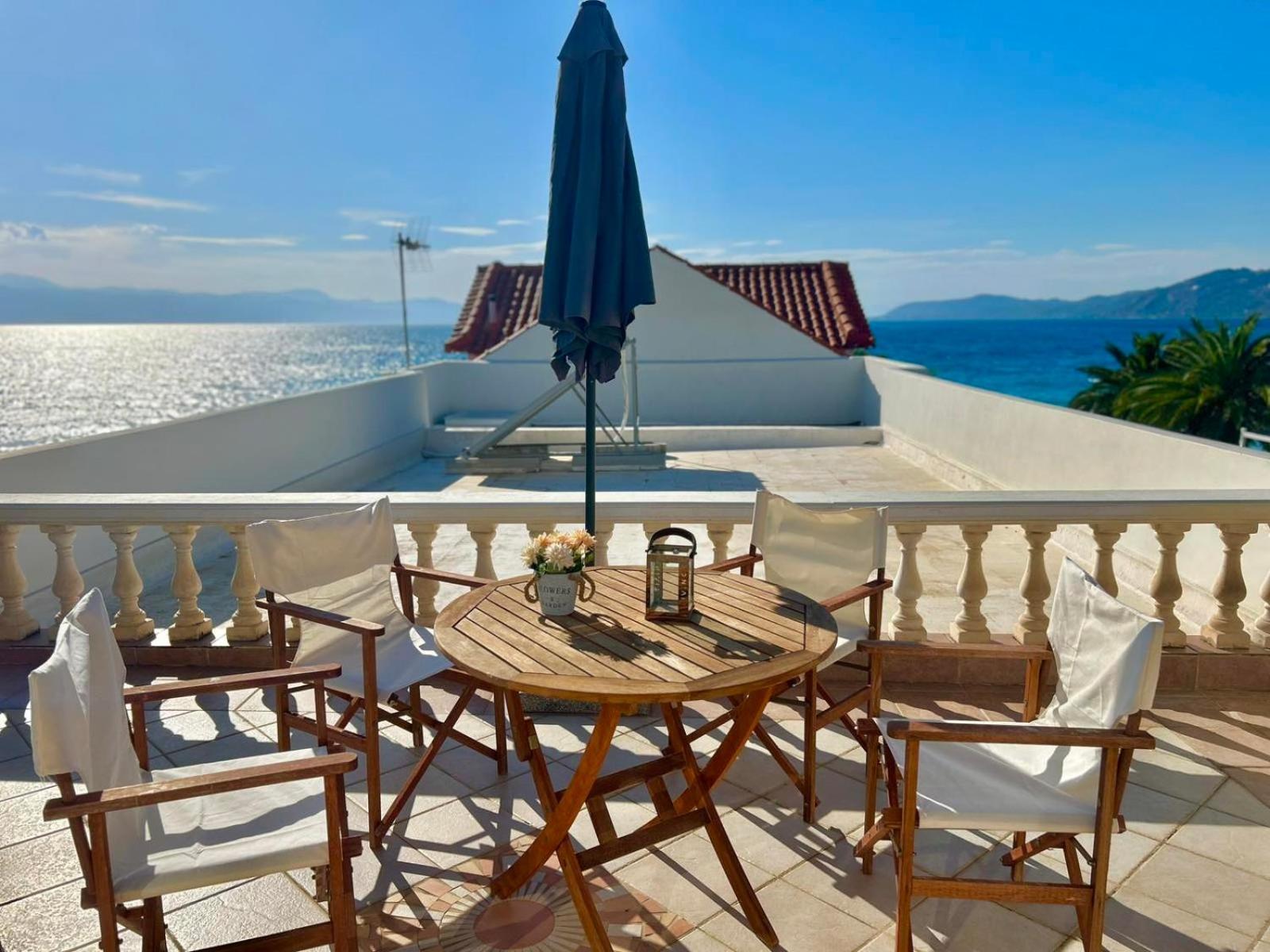 Villa Celeste Loutráki Exterior foto